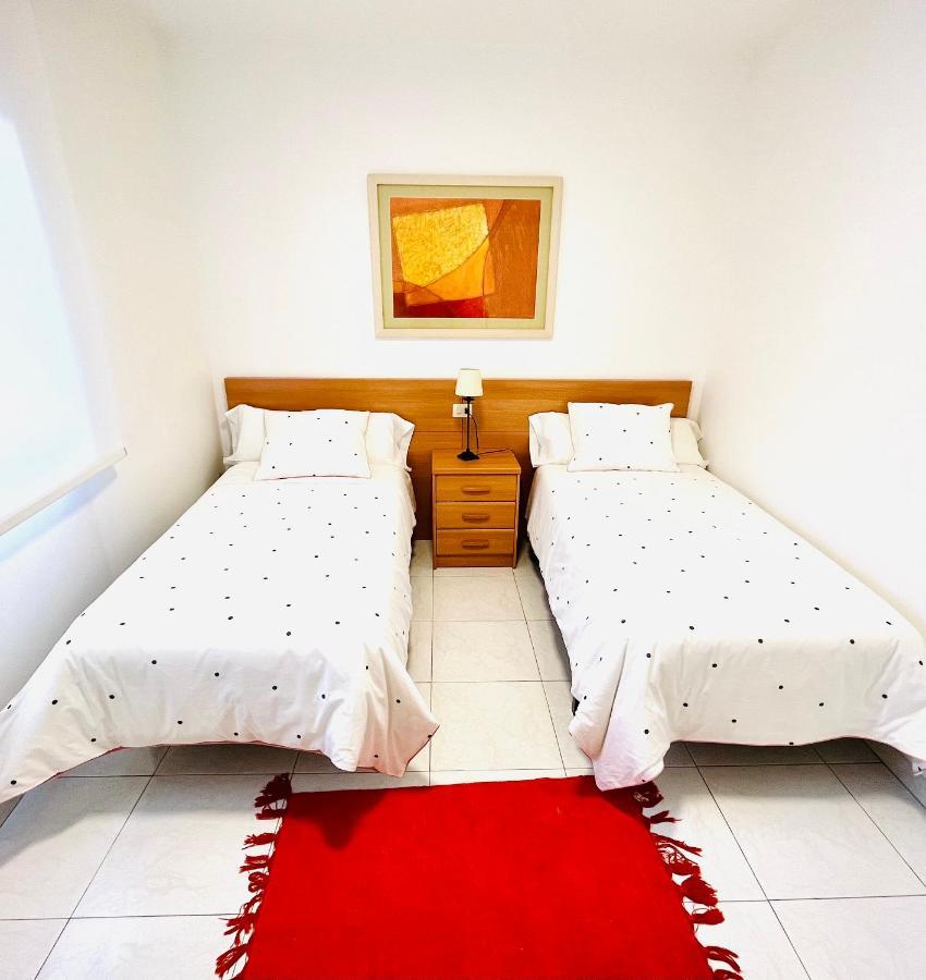 Apartamentos Faro Da Rocha O Grove Eksteriør bilde