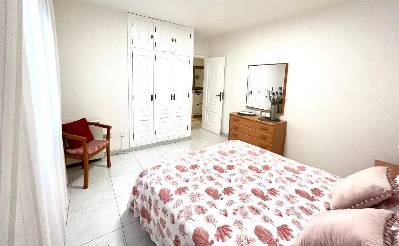 Apartamentos Faro Da Rocha O Grove Eksteriør bilde