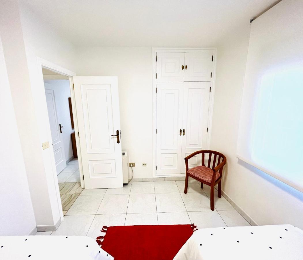Apartamentos Faro Da Rocha O Grove Eksteriør bilde