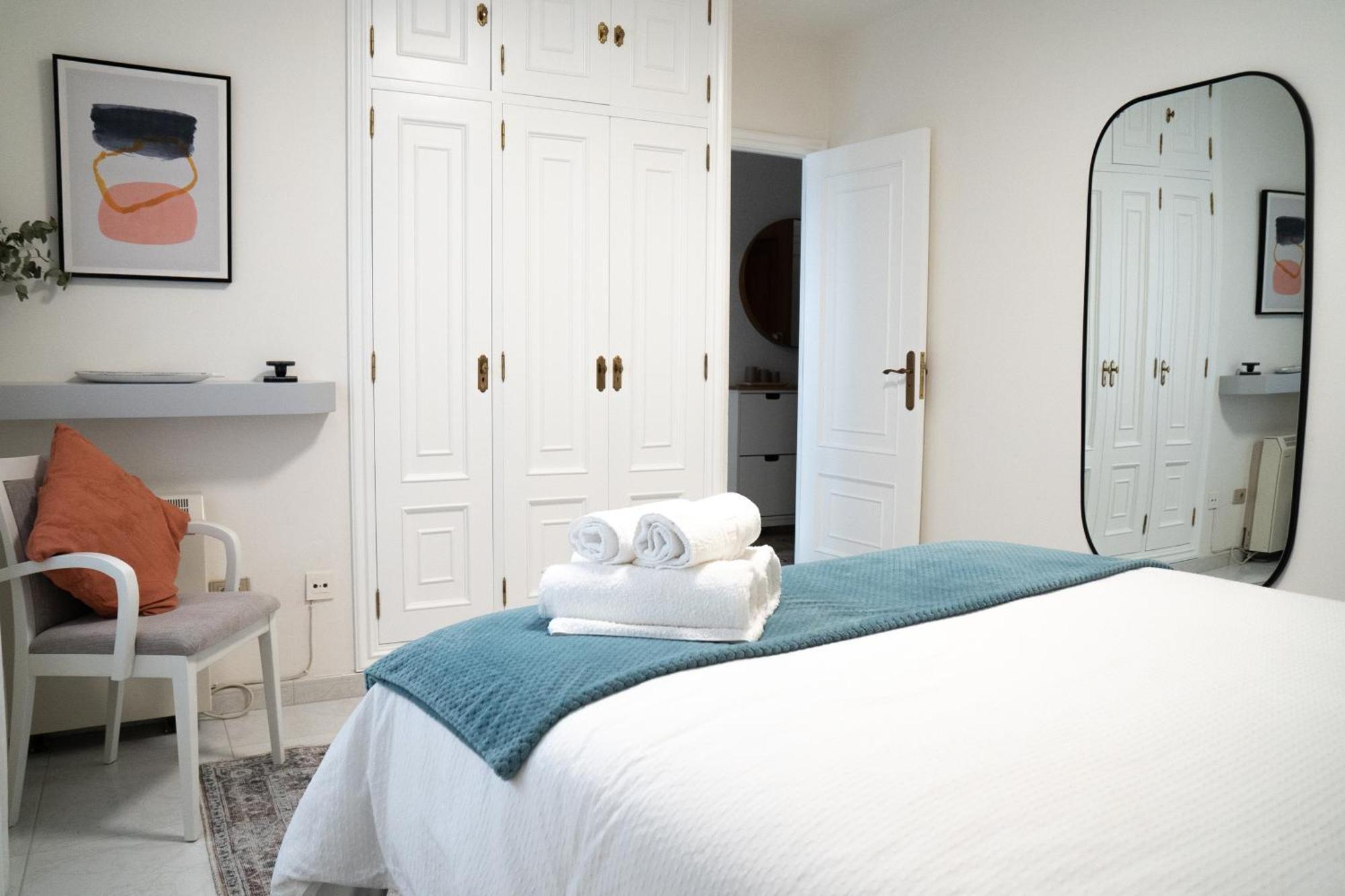 Apartamentos Faro Da Rocha O Grove Eksteriør bilde