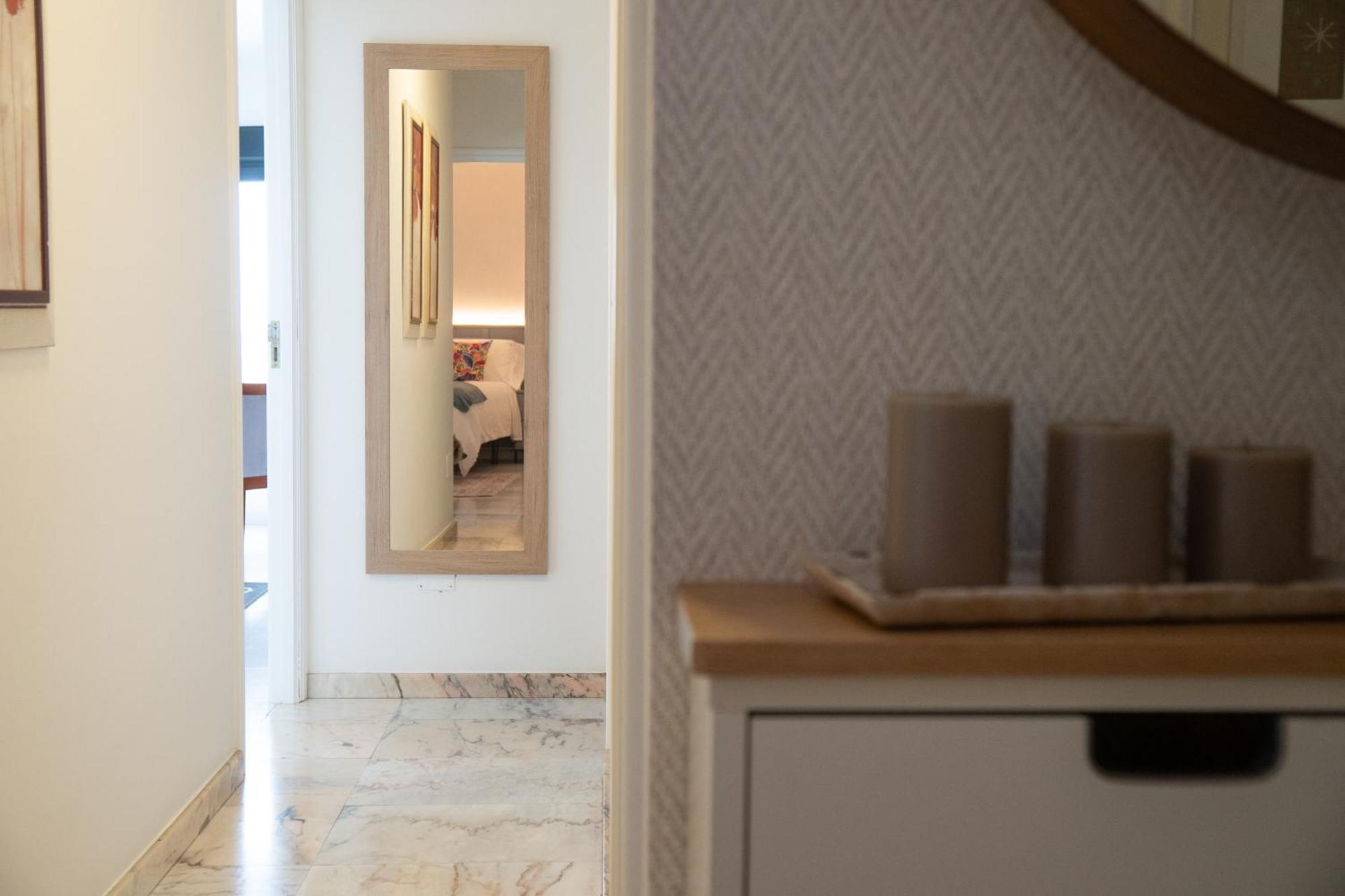 Apartamentos Faro Da Rocha O Grove Eksteriør bilde